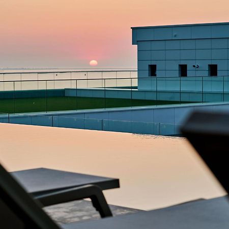 Aqua Vista Infinity Resort & Spa - Studio Lux - Piscina Infinity, Jacuzzi, Sauna, Gym - Privat Navodari Dış mekan fotoğraf